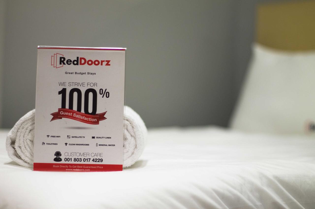 מלון יוגיאקרטה Reddoorz Near Prawirotaman 2 מראה חיצוני תמונה