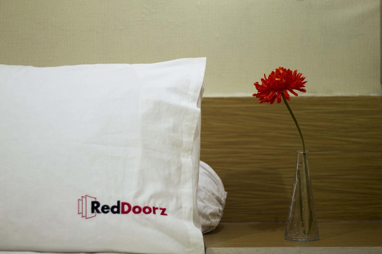 מלון יוגיאקרטה Reddoorz Near Prawirotaman 2 מראה חיצוני תמונה